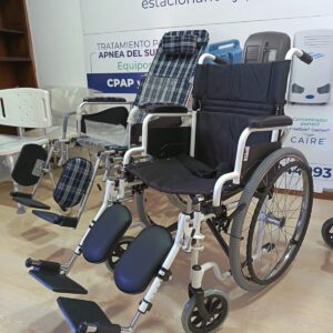 Silla de Ruedas Pies Elevables confortable y duradera marca Safe Medic